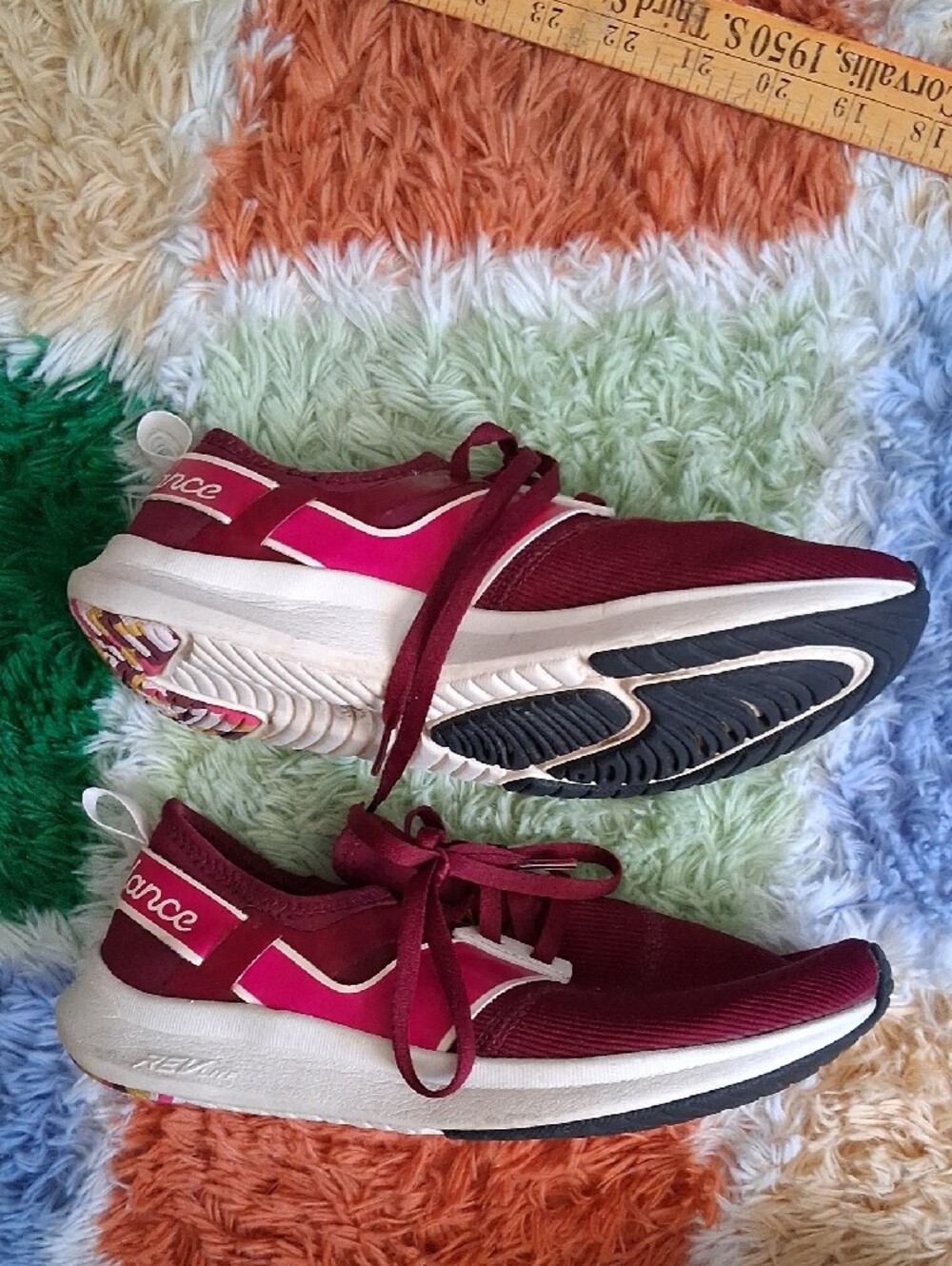 New Balance Maroon Sneakers with Pink Accent Womes 8 - Picture 2 of 8